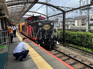トロッコ列車