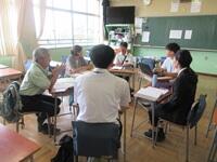 小学校の先生方と研修