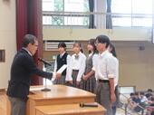 新生徒会本部役員に任命証の授与☆